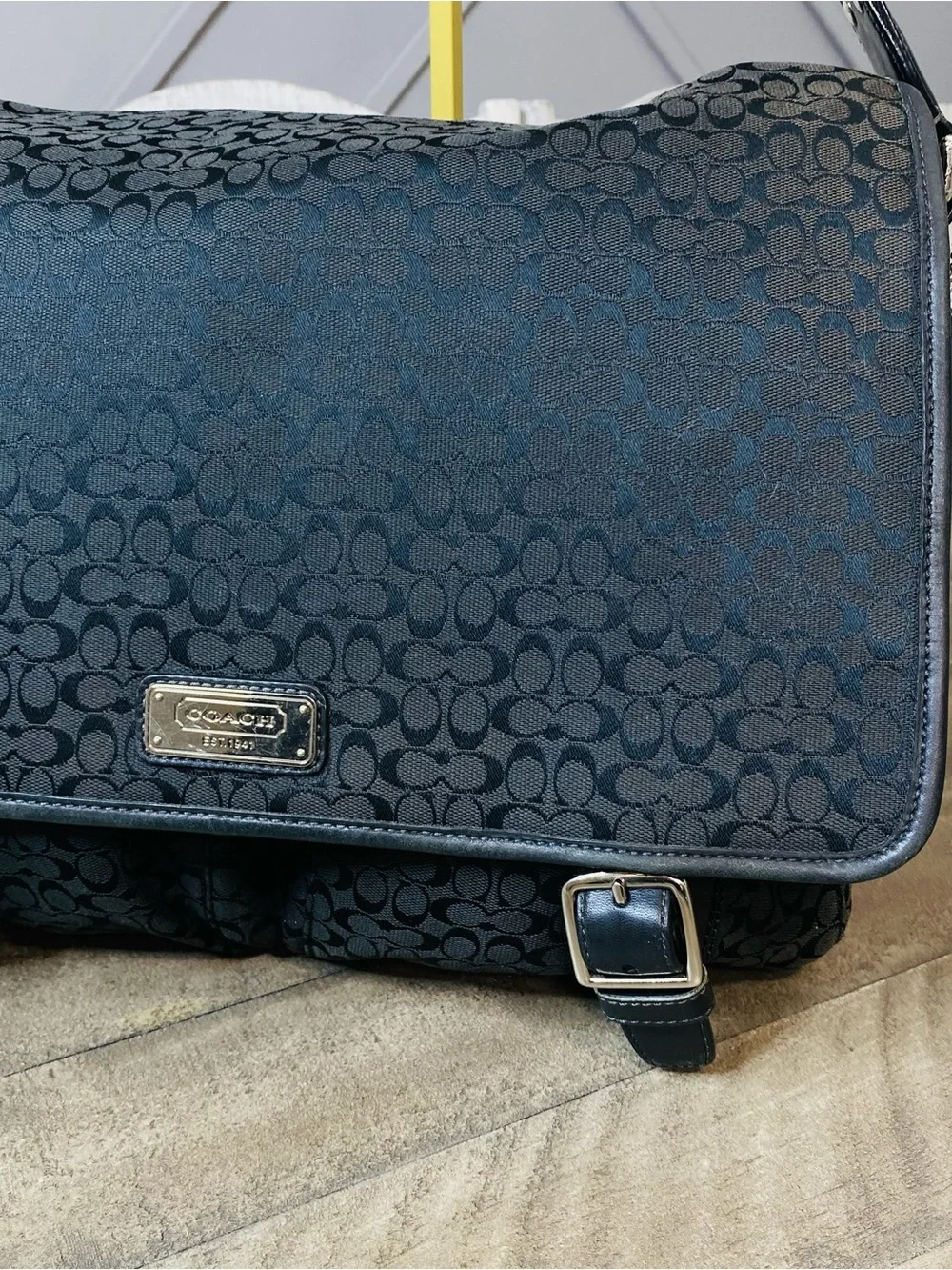 Coach Signature Jacquard Messenger Bag Black Canvas Laptop Crossbody F70283